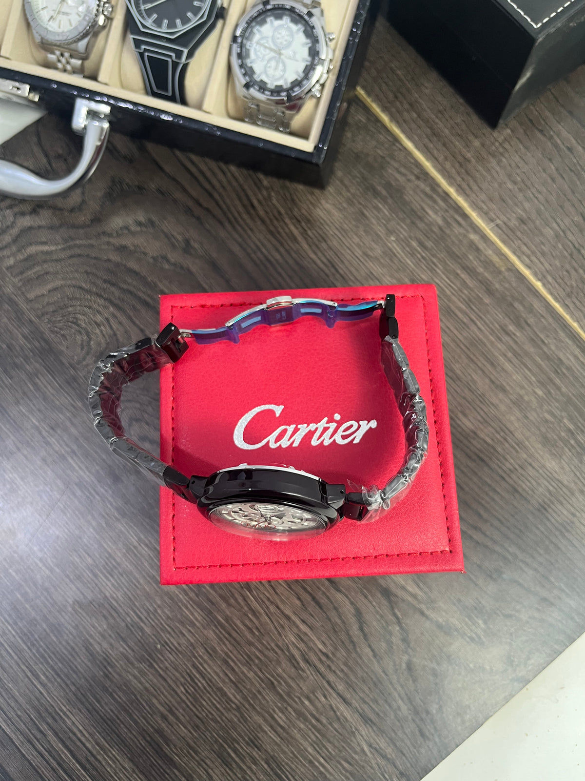 CARTIER – Noir & Argent